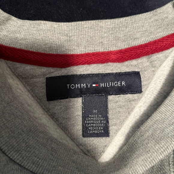 Tommy Hilfiger Crewneck - Picture 4 of 4